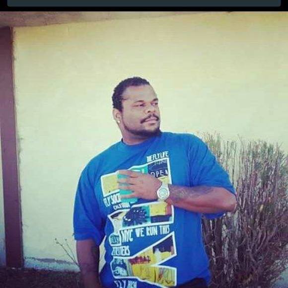 Meet your Posher, Cortez - Picture 1 of 1